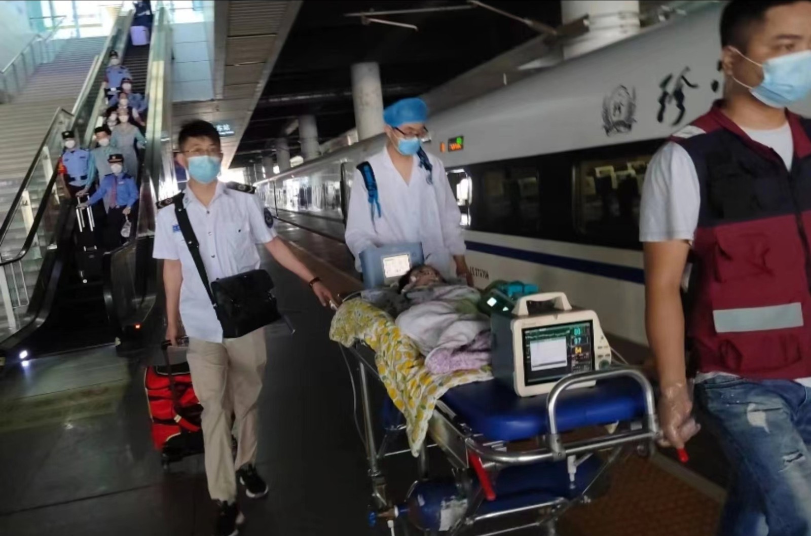 凌源市高铁转运公司